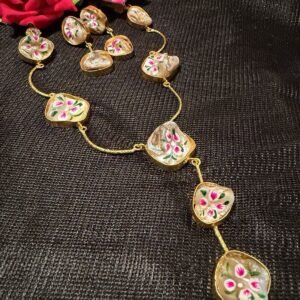 mother of pearl-pendent-set